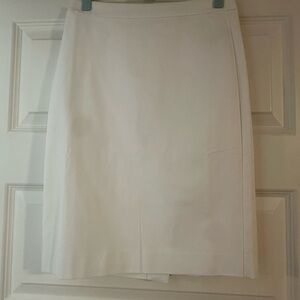 Elegant White Pencil Skirt